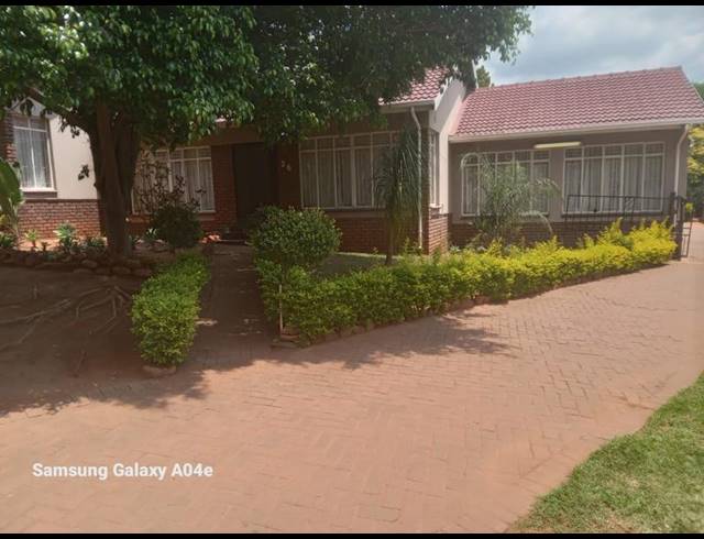 3 BEDROOM HOUSE FOR SALE IN CASHAN